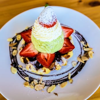 Cafe Maji - Strawberry Red Bean waffle with Green Tea Ice Cream - Coffee & Tea Near Me - Artesia, California