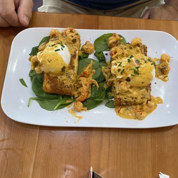 Ruby Slipper Metairie - Crawfish Benedict - Breakfast & Brunch Near Me - Metairie, Louisiana
