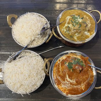 Pacific PourHouse - Top - Lamb Korma w/steam rice & Bottom - Butter Chicken w/steam rice (mine) - Beer, Wine & Spirits Near Me - Union City, California Pacific PourHouse - Top - Lamb Korma w/steam rice & Bottom - Butter Chicken w/steam rice (mine) - Beer, Wine & Spirits Near Me - Union City, California