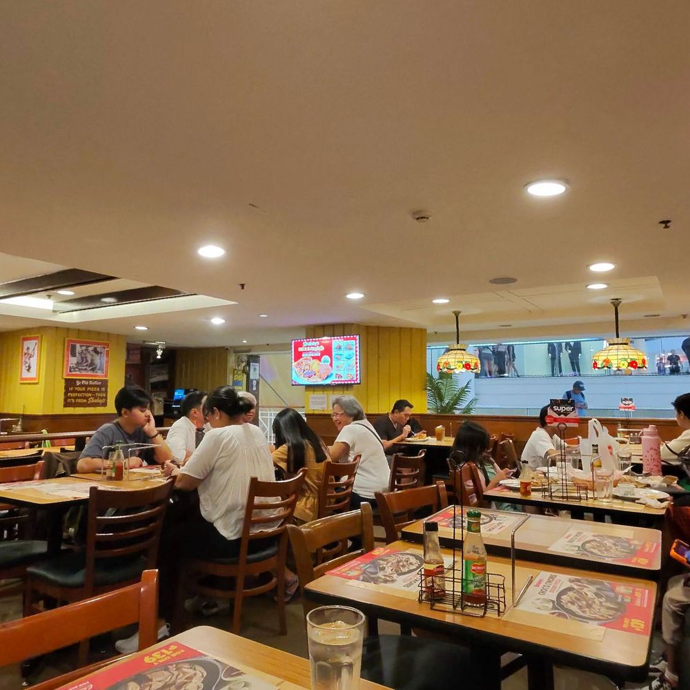 Shakey's Pizza - Fast Food Near Me - Makati, NCR Shakey's Pizza - Fast Food Near Me - Makati, NCR