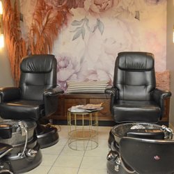 Mane Attraction Salon & Wellness Spa