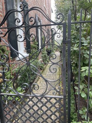Charleston Sole Walking Tours by null