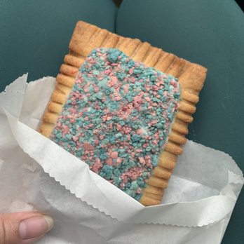 Bakery Lorraine - Strawberry Pop Pastry - Bakeries Near Me - Austin, Texas
