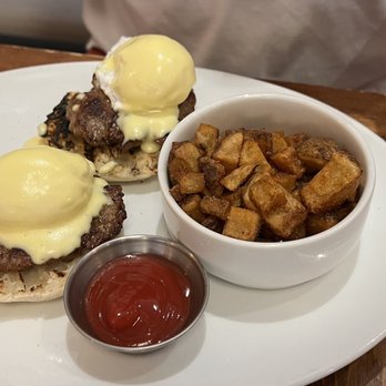 White Maple Café - California Benny - New American Near Me - Ridgewood, New Jersey White Maple Café - California Benny - New American Near Me - Ridgewood, New Jersey
