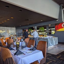 Show De Carnes Brazilian Steakhouse - Inside