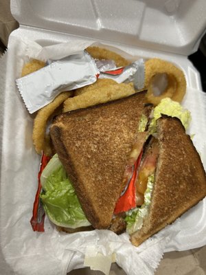 The Avenue Grille & Pizzeria