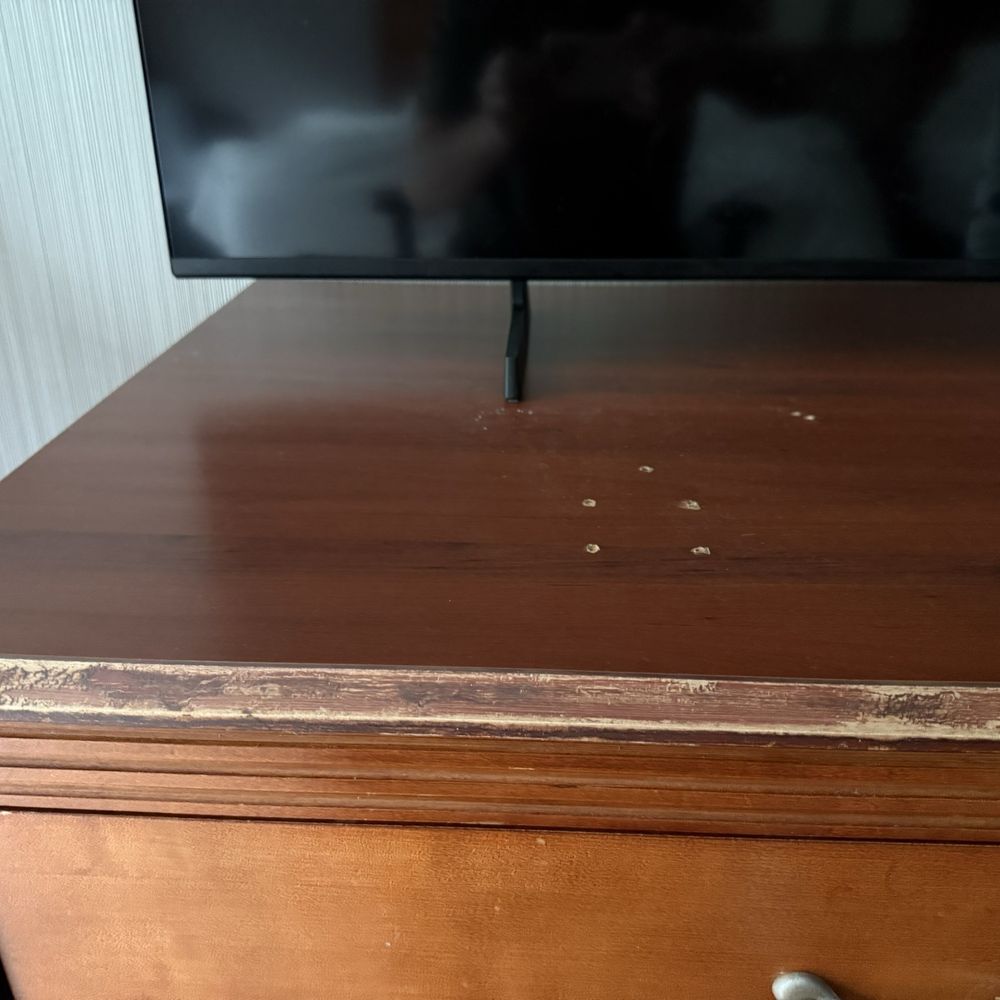 Courtyard by Marriott Charlotte Gastonia - Damaged furniture - Hotels Near Me - Gastonia, North Carolina