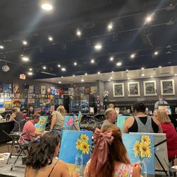 Pinot's Palette - Inside main room