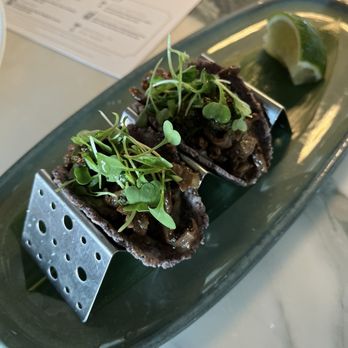 Klaw Miami - Mini tacos, the perfect bite - Steakhouses Near Me - Miami, Florida