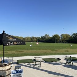 Long Shots Driving Range - Driving range