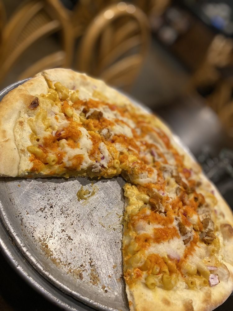 Allie's Vegan Pizzeria & Cafe Logo