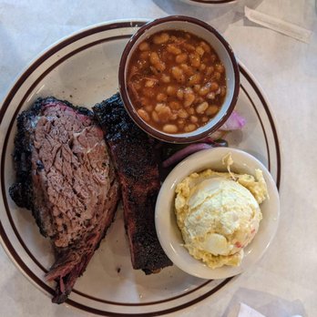 Killen's Barbecue - 2 meat plate. One. freaking. rib. - Barbeque Near Me - Pearland, Texas Killen's Barbecue - 2 meat plate. One. freaking. rib. - Barbeque Near Me - Pearland, Texas