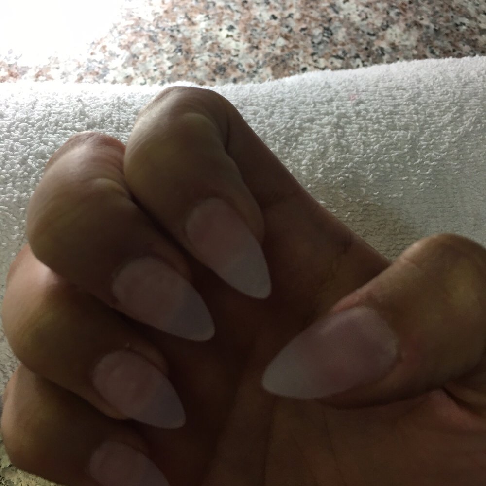 Getting the almond nail shape