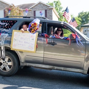 Luminous AM Photography - Me and my daughter in front of her teachers house for the retirement parade! - Photography Stores & Services Near Me - San Antonio, Texas