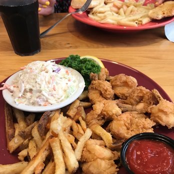 Cottage Cafe - Fried shrimp w fries and coleslaw Spicy shrimp scampi - American Near Me - Bethany Beach, Delaware Cottage Cafe - Fried shrimp w fries and coleslaw Spicy shrimp scampi - American Near Me - Bethany Beach, Delaware