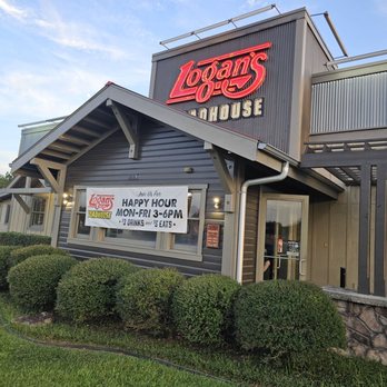 Logan's Roadhouse - Steakhouses Near Me - Gulfport, Mississippi
