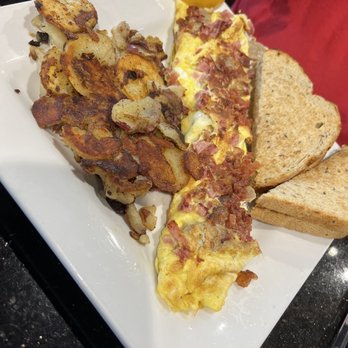 Keke's Breakfast Cafe - 3 meat omelet - Breakfast & Brunch Near Me - Boca Raton, Florida