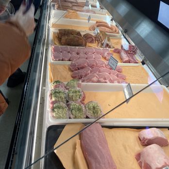 Bristol Amish Market - Fresh meat cuts - Farmers Market Near Me - Bristol, Pennsylvania Bristol Amish Market - Fresh meat cuts - Farmers Market Near Me - Bristol, Pennsylvania