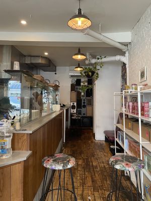 Lloydie's St-Viateur by null
