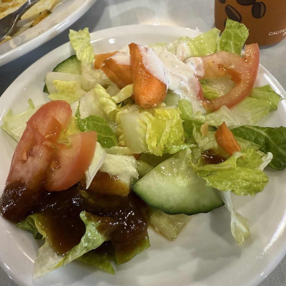 King's Tandoor & Bar - Salad at the buffet bar - Indian Near Me - Solon, Ohio