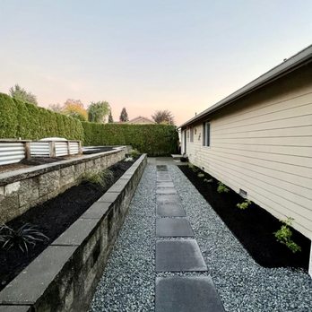 1St Choice Landscaping - " STEPPING STONE WALKWAY " - Landscaping Near Me 1St Choice Landscaping - " STEPPING STONE WALKWAY " - Landscaping Near Me