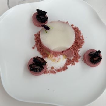 Le Jardinier - Raspberry mousse (where is the mousse) - French Near Me - Miami, Florida
