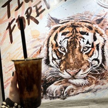 Tiger Sugar - Tiger meets coffee - Bubble Tea Near Me - Chicago, Illinois Tiger Sugar - Tiger meets coffee - Bubble Tea Near Me - Chicago, Illinois