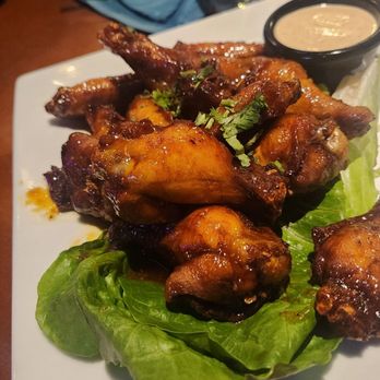 SIPS Coffee and Tea - Circus Circus - honey BBQ wings 5 out of 5 - Bars Near Me - Reno, Nevada