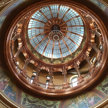 Kansas State Capitol - Beautiful shot of the rotunda - Landmarks & Historical Buildings Near Me - Topeka, Kansas