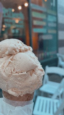 Ellen's Homemade Ice Cream by null