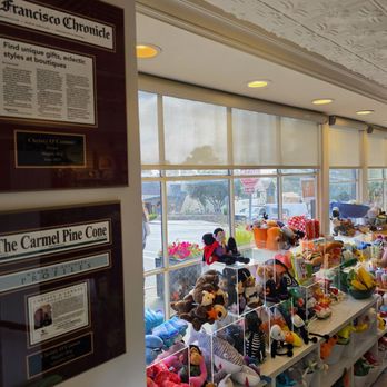 Diggidy Dog - Pet Stores Near Me - Carmel, California Diggidy Dog - Pet Stores Near Me - Carmel, California