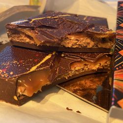 Casa Nobile - Nobile hazelnut Dubai chocolate