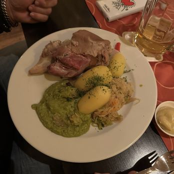 Elefant - Pork Elbow, pureed peas and potatoes - German Near Me - Berlin, BE
