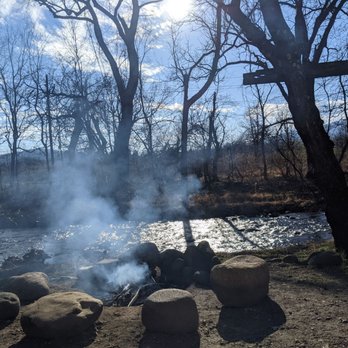 Copper Fox Distillery - Firepit outside - Distilleries Near Me - Sperryville, Virginia