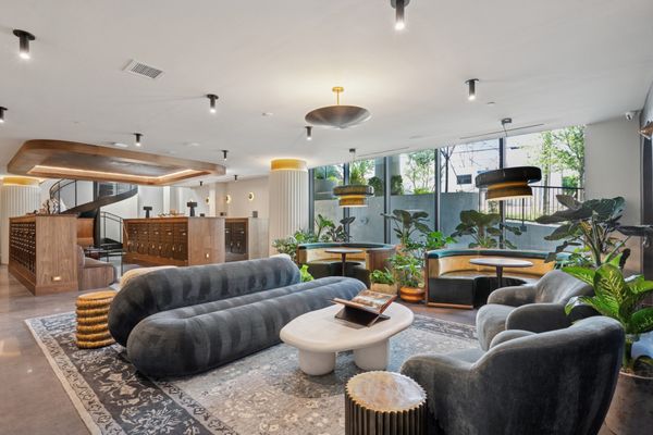 Stella at Star Metals by null