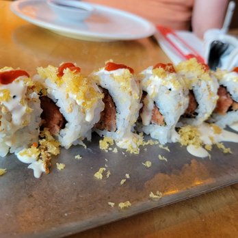 SuViche - Sushi and Ceviche - Crunchy Spicy Tuna Roll - Sushi Bars Near Me - Miami Beach, Florida
