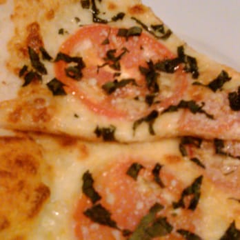 Flippin' Pizza - Tomato Basil PIZZA!!!!! - Pizza Near Me - La Costa, California