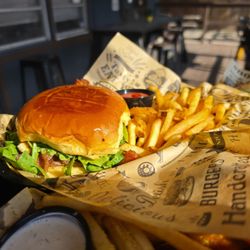 The Yard @ 1224 - Bacon blue cheese burger single