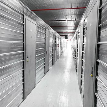 Vaultra Storage - Hamilton - Self Storage Near Me - Hamilton, Ontario Vaultra Storage - Hamilton - Self Storage Near Me - Hamilton, Ontario