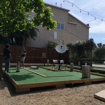 Under the Radar Brewery - Mini golf! - Brewpubs Near Me - Houston, Texas