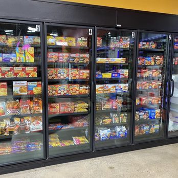 Royal Liquor - Frozen food freezer - Beer, Wine & Spirits Near Me - Detroit, Michigan