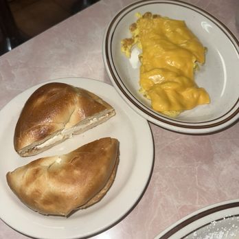 Pondfield Cafe - Bagel With Cream Cheese Eggs with cheesw - Breakfast & Brunch Near Me - Bronxville, New York Pondfield Cafe - Bagel With Cream Cheese Eggs with cheesw - Breakfast & Brunch Near Me - Bronxville, New York