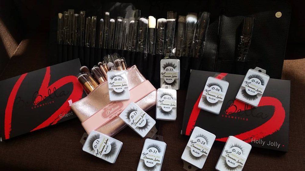 Ale's BISSU Make Up Store Logo