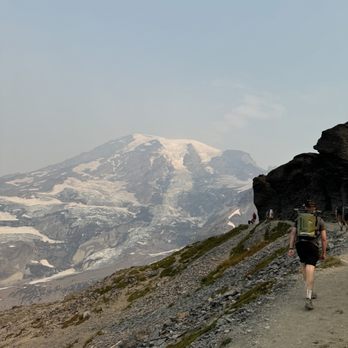 Mt Rainier - beautiful - Climbing Near Me Mt Rainier - beautiful - Climbing Near Me