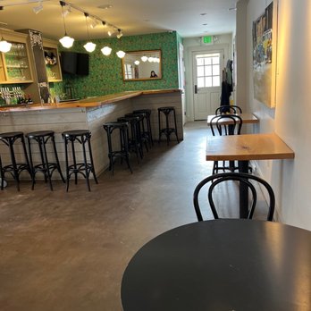 J.J. Hapgood General Store & Eatery -  the bar area - Grocery Near Me - Peru, Vermont