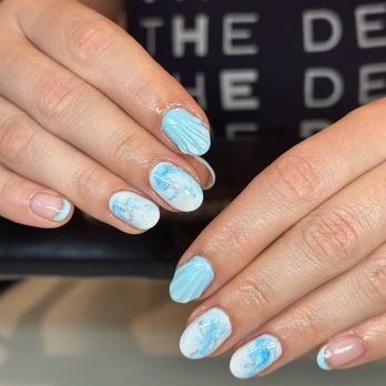 Savvy Nailss - Nail Salons Near Me - Burbank, California