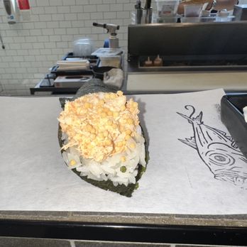 Uoichiba Handroll Bar - Crunchy crab - Sushi Bars Near Me - Culver City, California Uoichiba Handroll Bar - Crunchy crab - Sushi Bars Near Me - Culver City, California