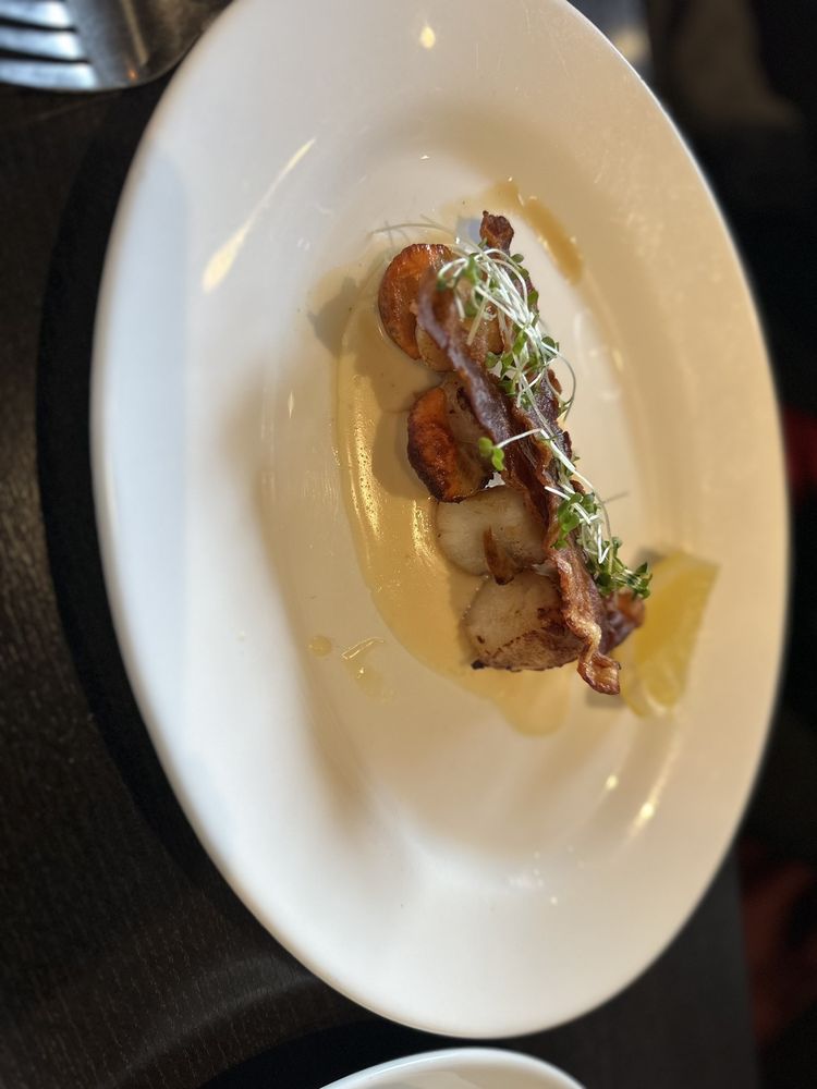 MCLEARYS Updated October 2024 23 Photos & 16 Reviews 121/122