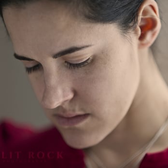 Split Rock Photography - This is actually a candid shot. Looks like a portrait :) - Photographers Near Me - Bar Harbor, Maine Split Rock Photography - This is actually a candid shot. Looks like a portrait :) - Photographers Near Me - Bar Harbor, Maine