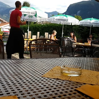 Pizzeria Jolly - Ein Teil von der großen Terrasse - Pizza Near Me - Berchtesgaden, BY Pizzeria Jolly - Ein Teil von der großen Terrasse - Pizza Near Me - Berchtesgaden, BY